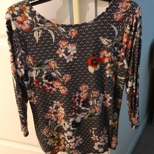 Peck & Peck blouse. Excellent used condition.